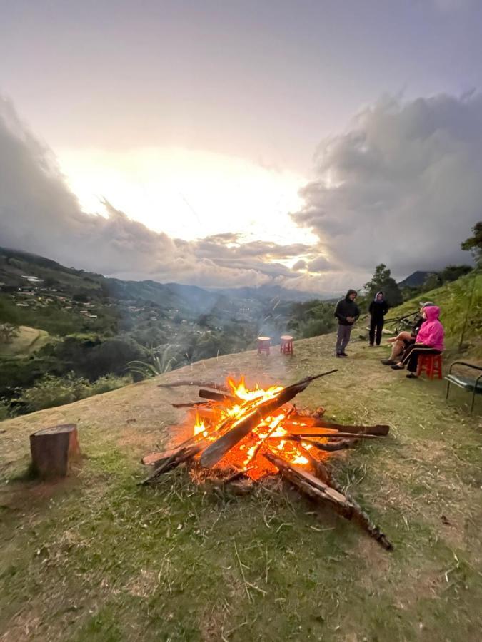 Rancho Do Paioleiro - Suites São Bento do Sapucaí Esterno foto